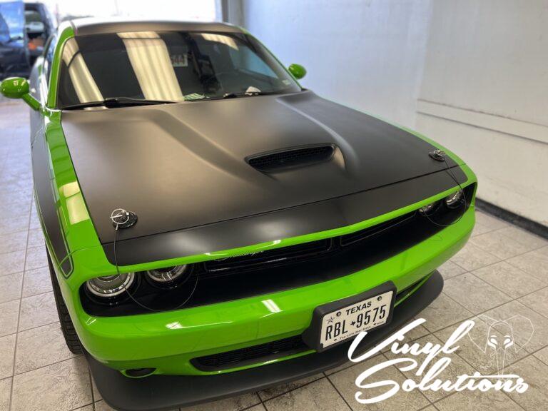 4 Reasons to Choose Vinyl Vehicle Wraps Over Paint